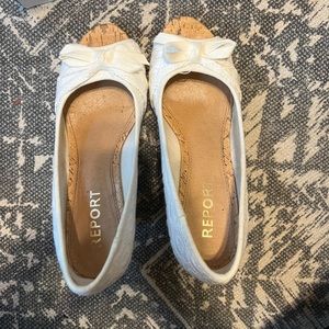 White peep toe wedge